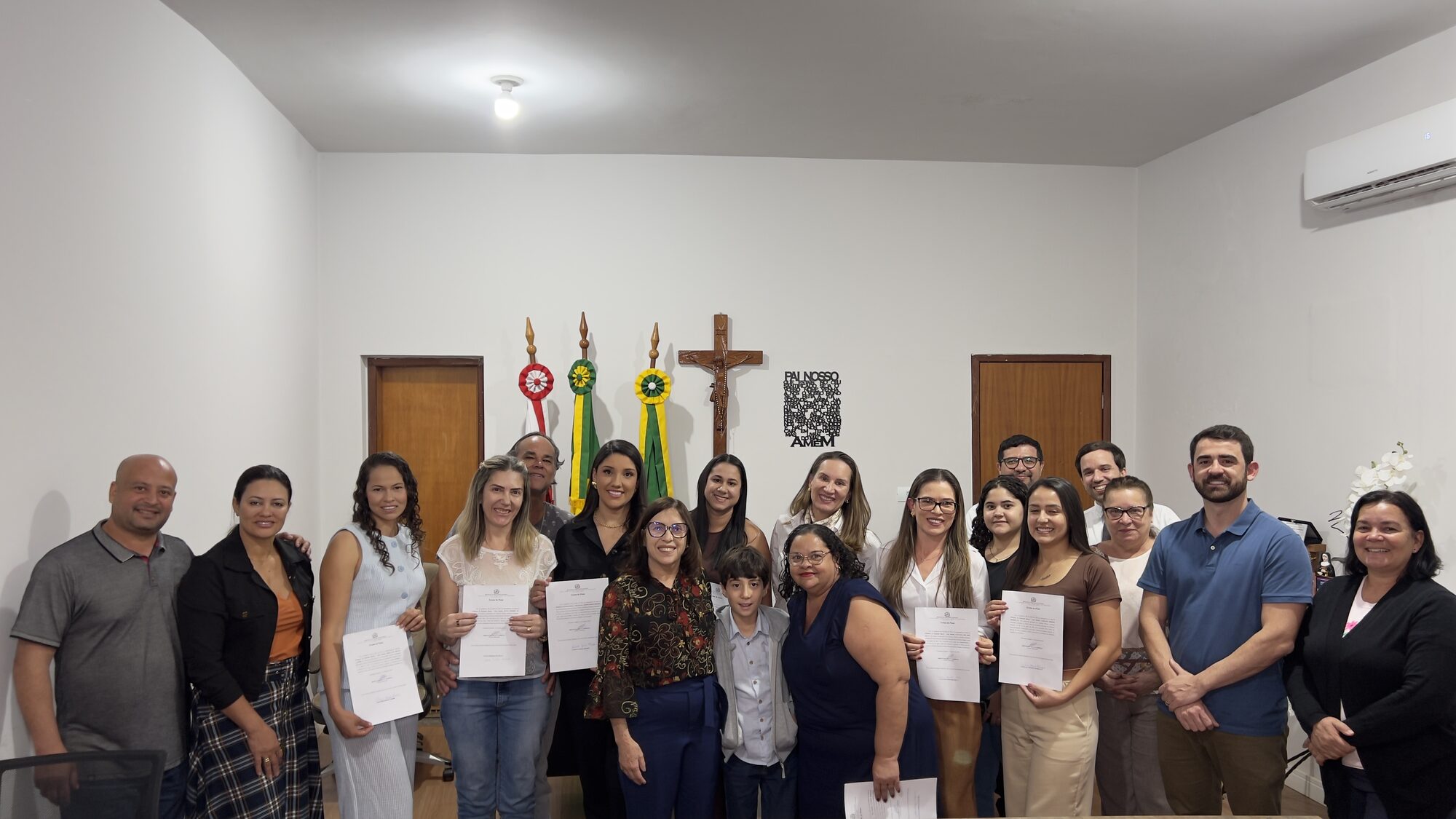 CONCURSO PÚBLICO DA EDUCAÇÃO JÁ SOMA MAIS DE 230 SERVIDORES EMPOSSADOS.